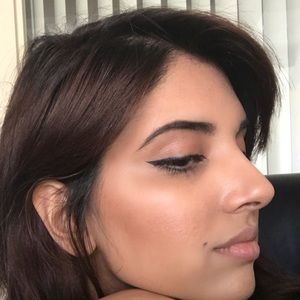 Meet your Posher, Syeda