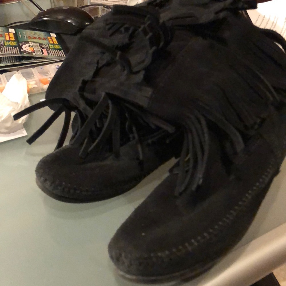 Minnetonka use mic boots