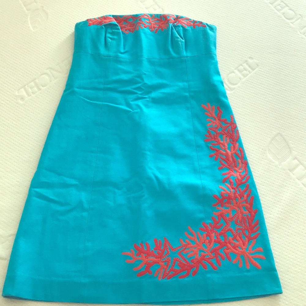 Lilly Pulitzer strapless mini, size 4