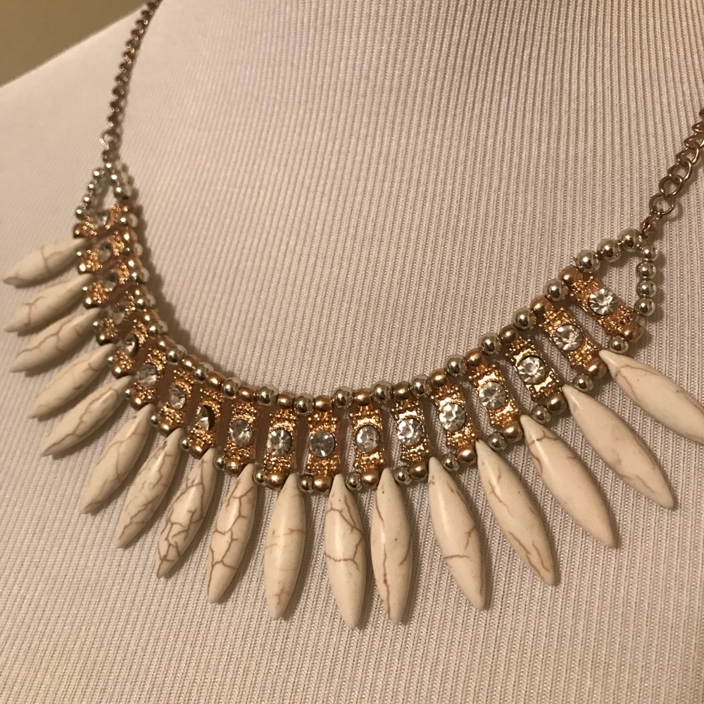 Boho chic necklace