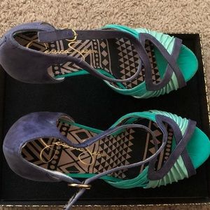 Jessica Simpson Women’s open toe heels