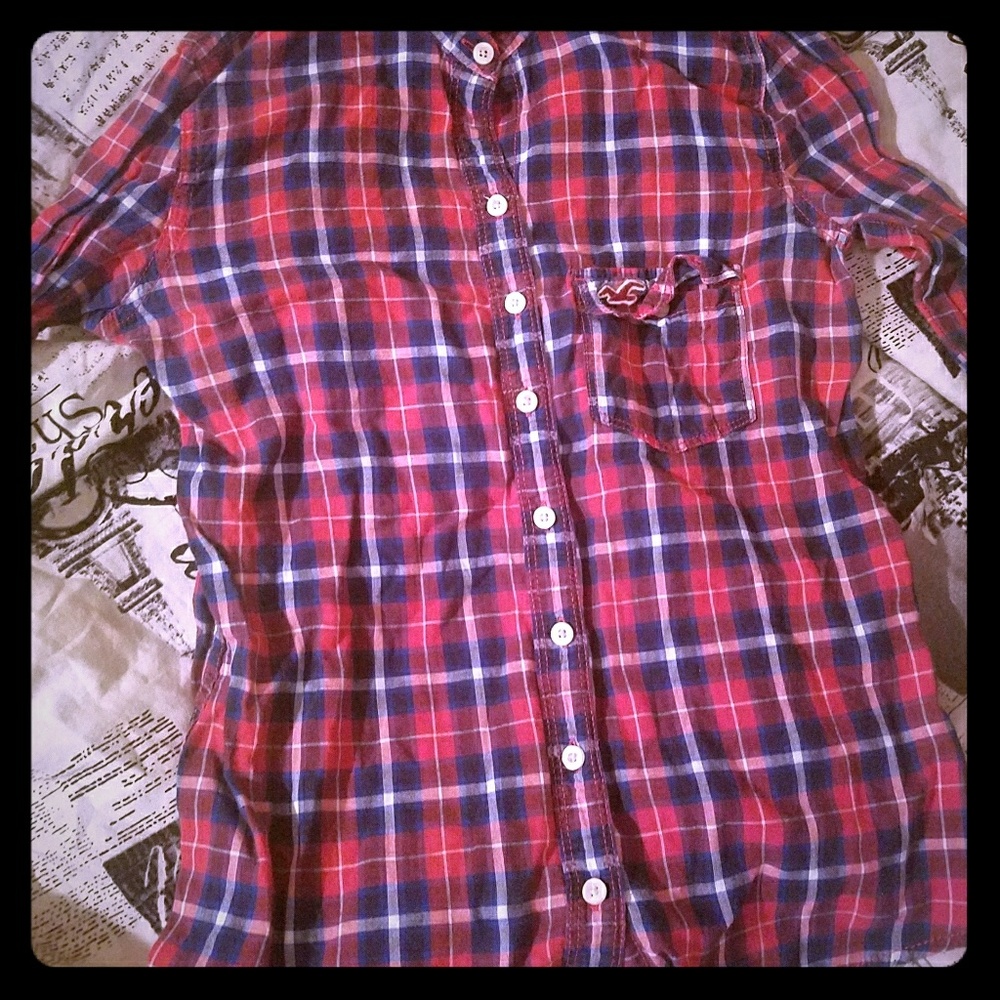 Hollister shirt !!!