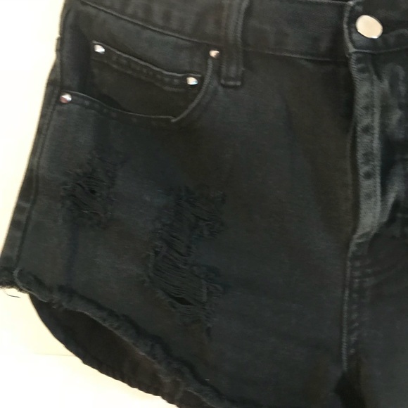 Short - Picture 3 of 7