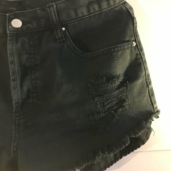 Short - Picture 4 of 7