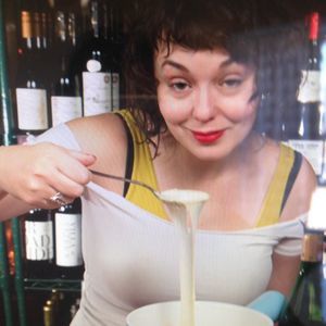 Meet your Posher, Elyse