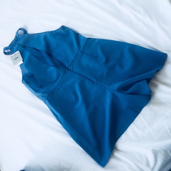 NWT! ASOS Romper with Keyhole Back + Pockets - Picture 3 of 5