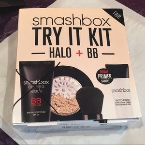 Smashbox “Try it Kit”!!! In shade: Fair!