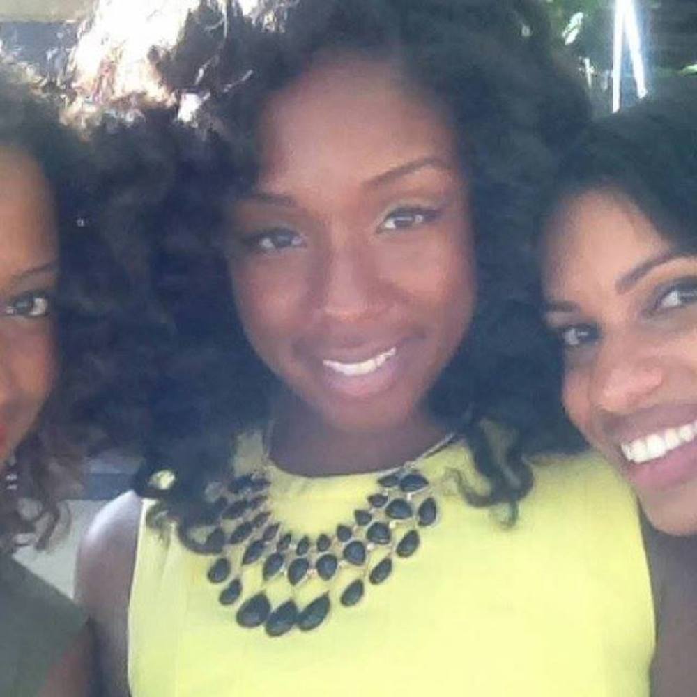 Meet your Posher, Arielle