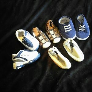 Robeez everlast shoe  Boy 0-6 month sz 1 and 2