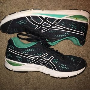 Blacks &teal ASICS tennis shoes