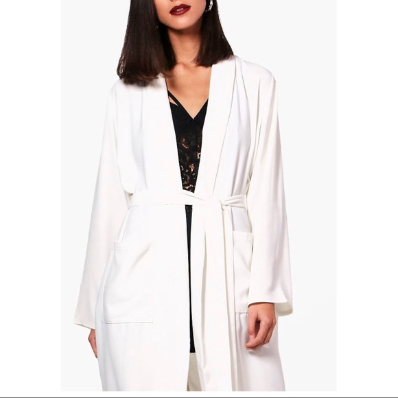 ❌SOLD❌ ✨Brand New✨ Boohoo Silky Ivory Duster - Picture 2 of 8