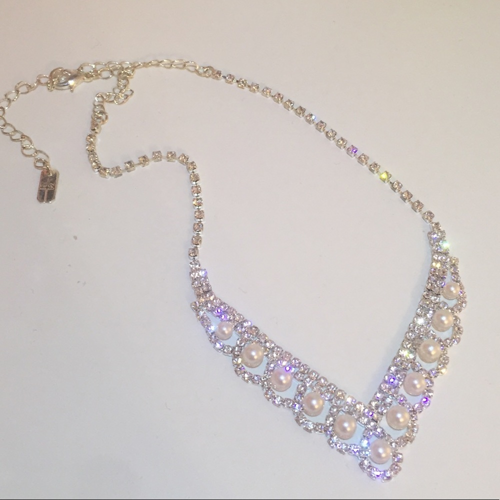 Statment Pearl / diamond Necklace - Picture 1 of 3