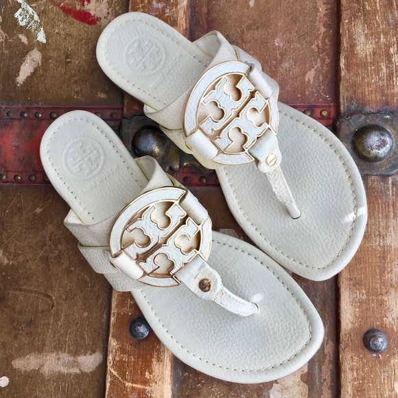 Tory Burch Shoes - Tory Burch Amanda Thong Sandals 7 “Bleach” white