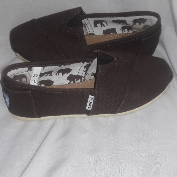 Toms Shoes - Toms Slip On Shoes Dark Brown W7