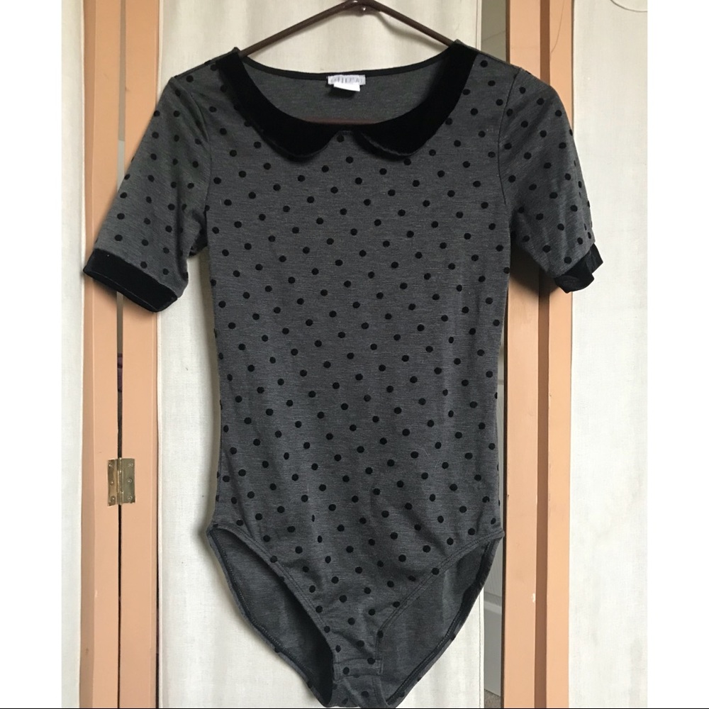 💞SALE💞Polka Dotted Bodysuit with Collar