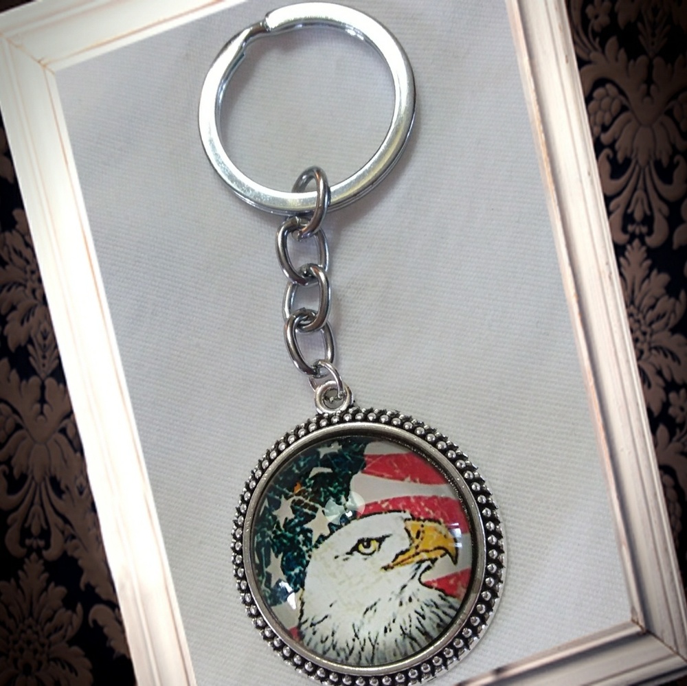 Eagle cabochon key chain