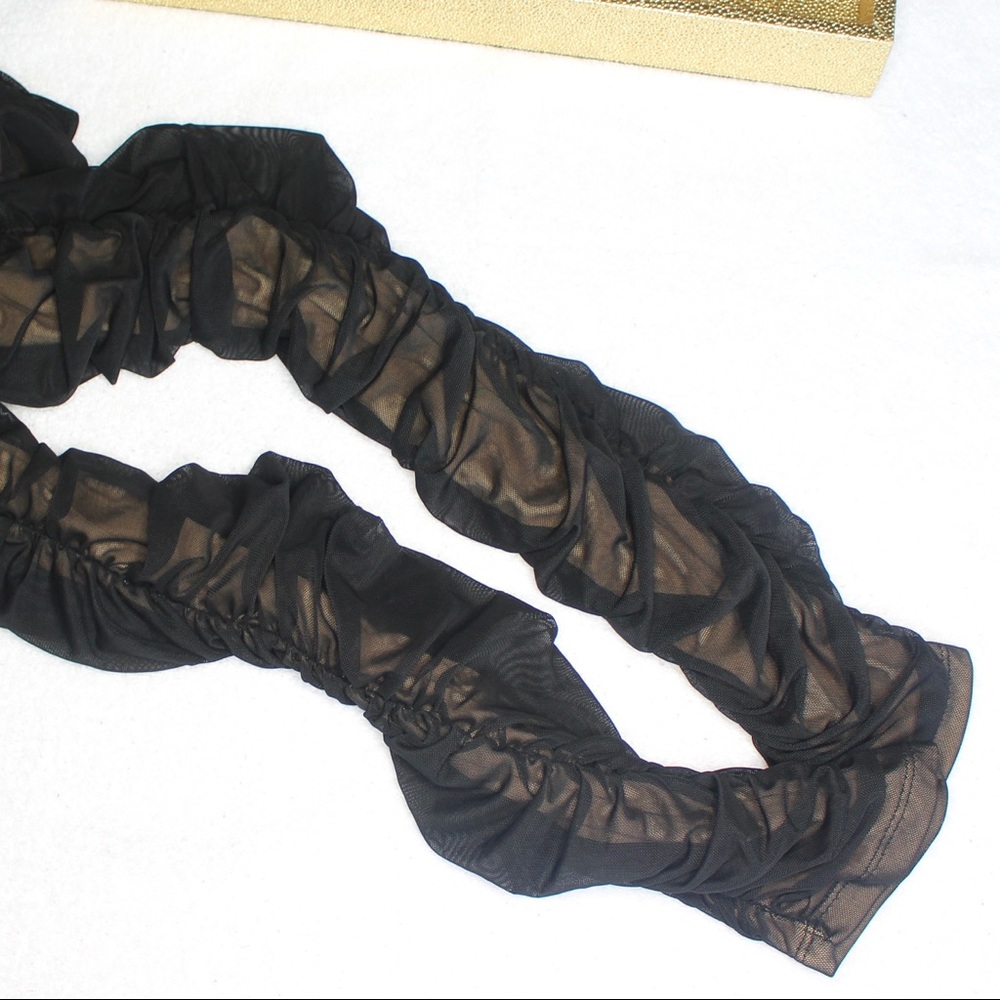 | new | kim k vacay pants.  SOLD - Picture 3 of 5