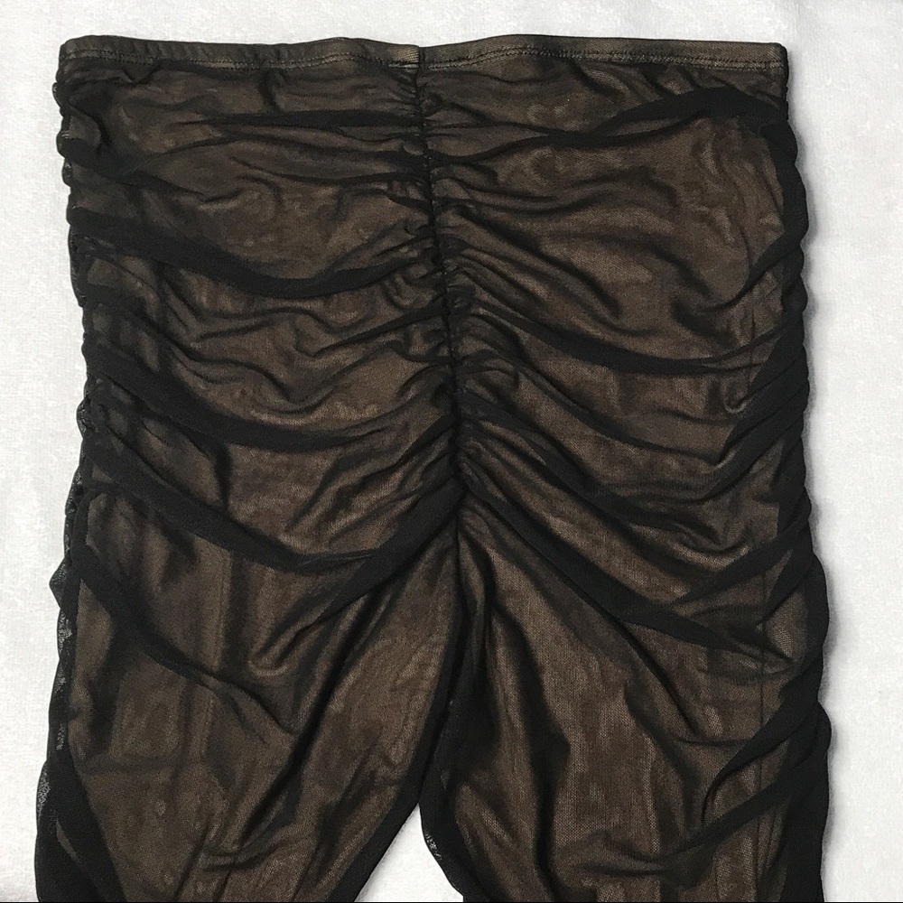 | new | kim k vacay pants.  SOLD - Picture 5 of 5