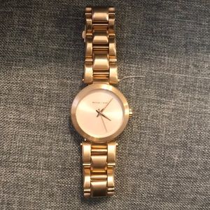 rose gold michael kors watch