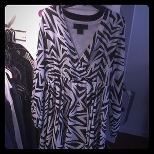 🖤Kardashian high low black and white print dress