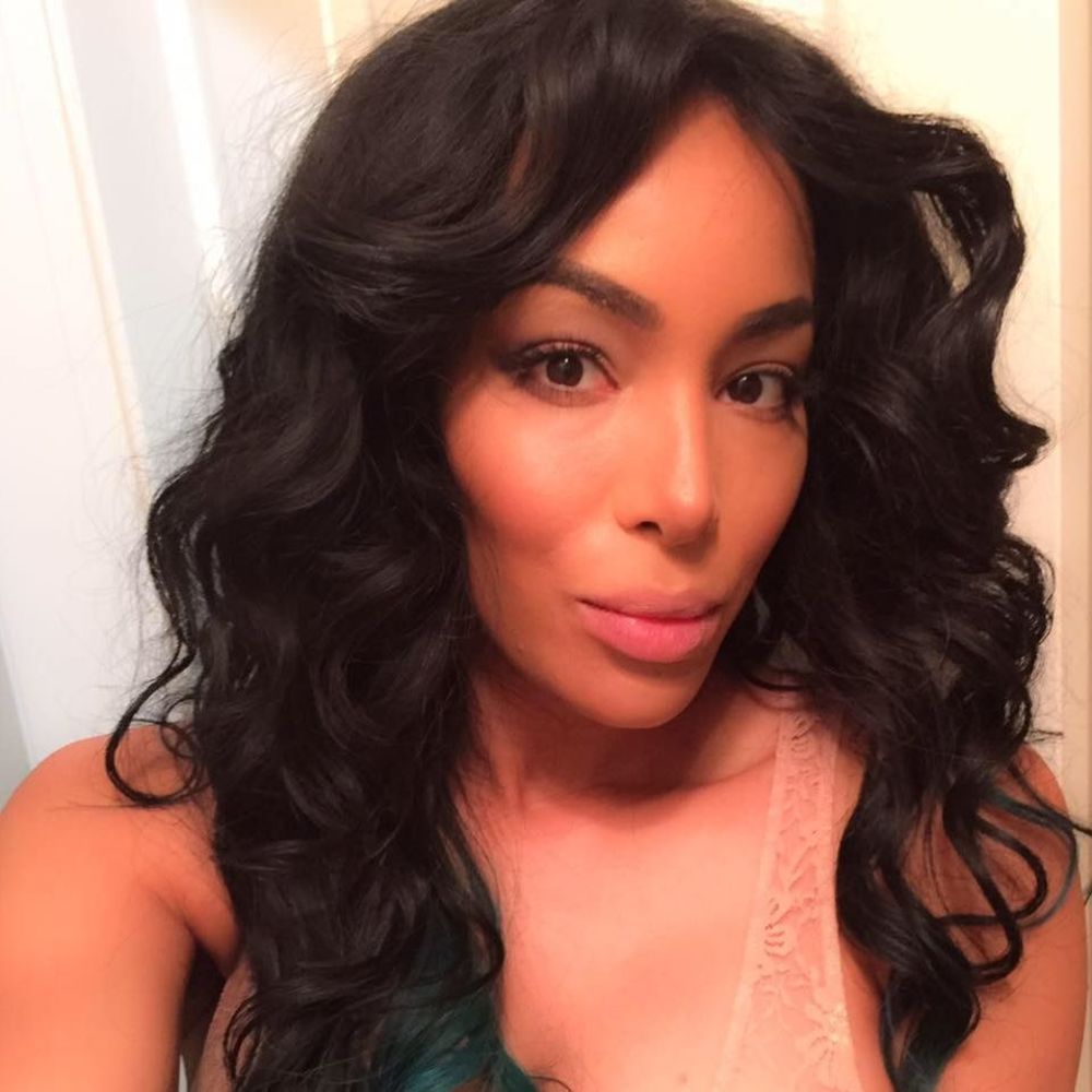 Meet your Posher, Endia