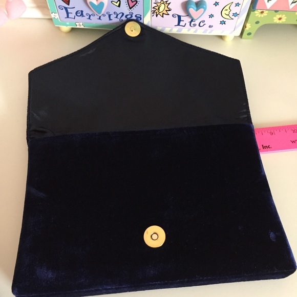 NEW! Anthropologie Shiraleah Velvet Jeweled Clutch - Picture 5 of 8