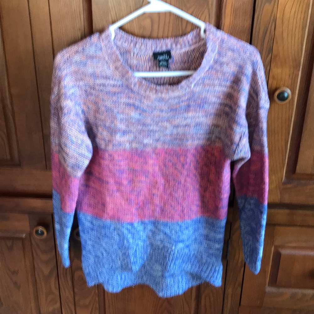 Rue 21 small sweater
