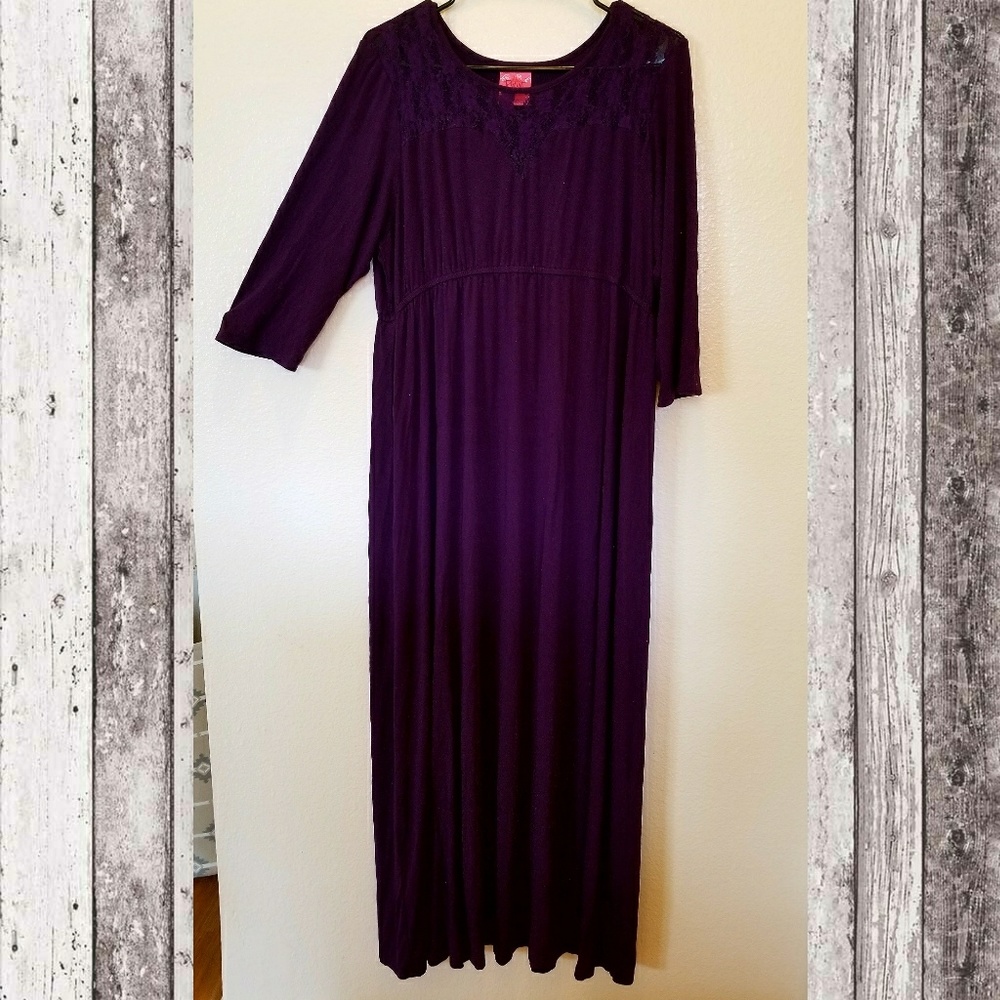 XL Maternity Maxi Dress