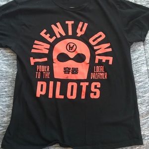 Twenty one pilots shirt