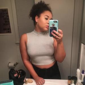 Meet your Posher, Angela