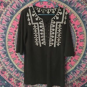 black and white lace up shift dress