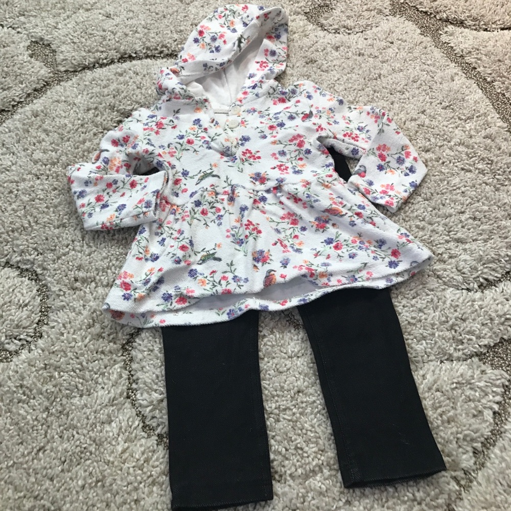 2 Piece Sweater and Jeggings Baby Outfit