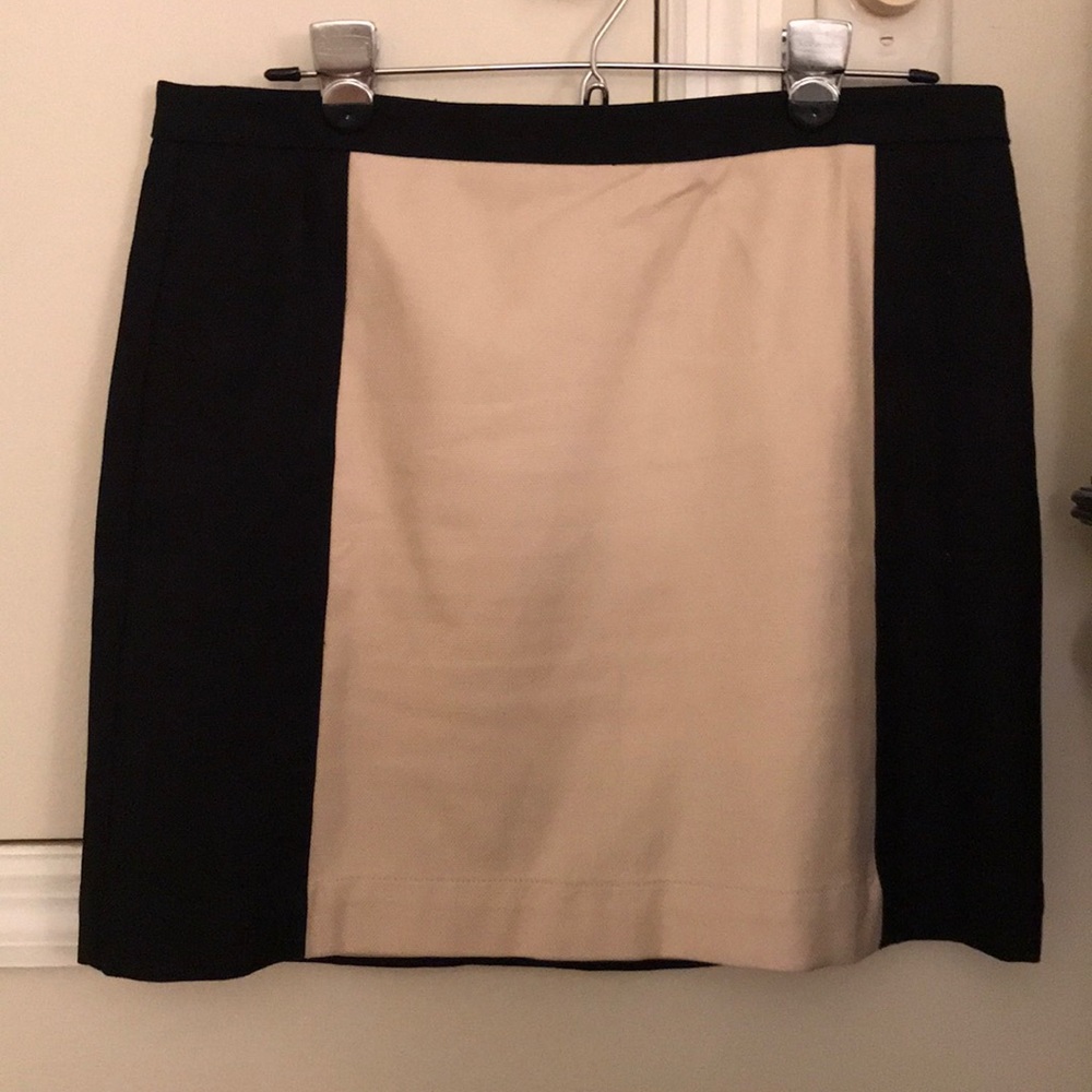 LOFT- Black and Tan Skirt