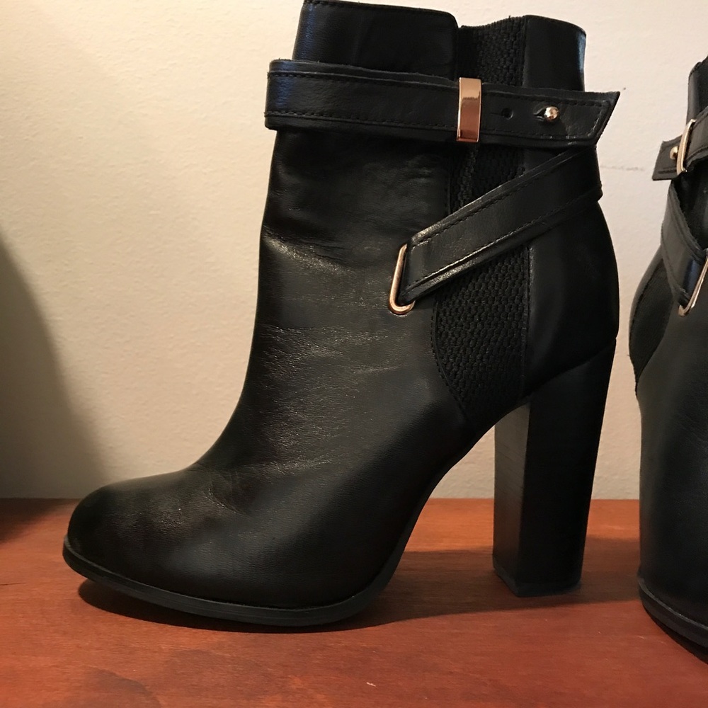 Aldo leather booties