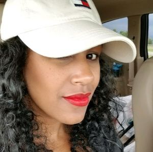 Meet your Posher, Leilani