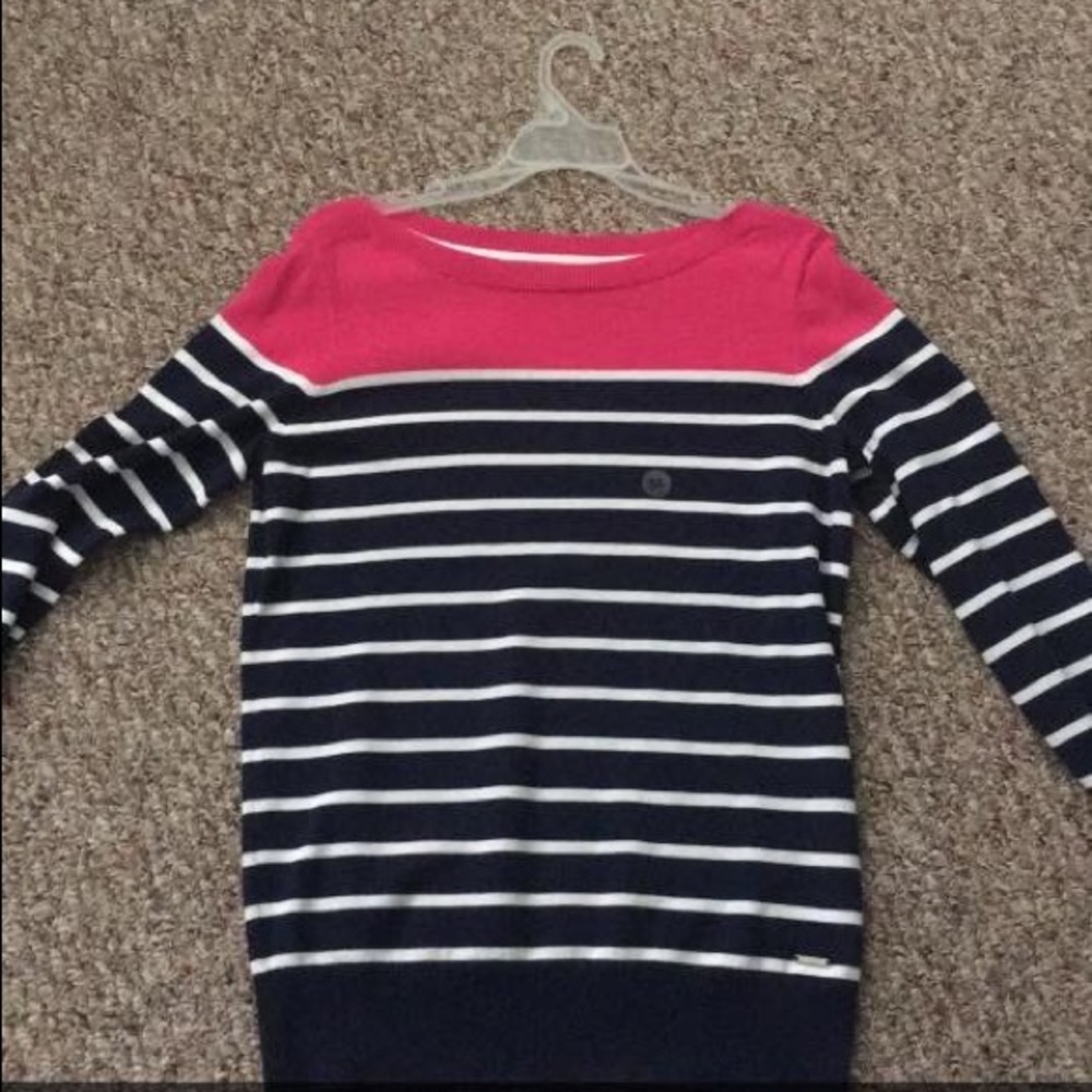 Women's nautica sweater (never worn)