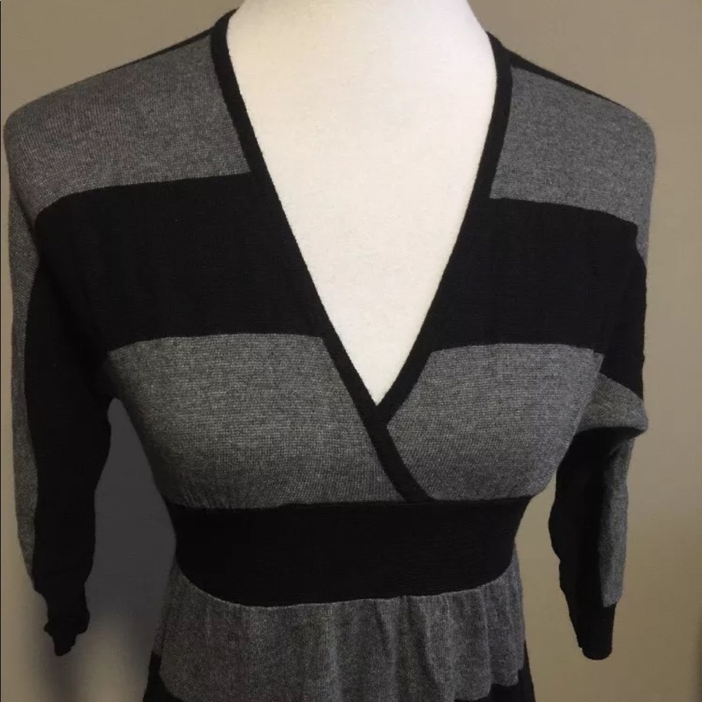 Express Womens Sweater Dress XS Black Gray Stripe - Picture 2 of 5