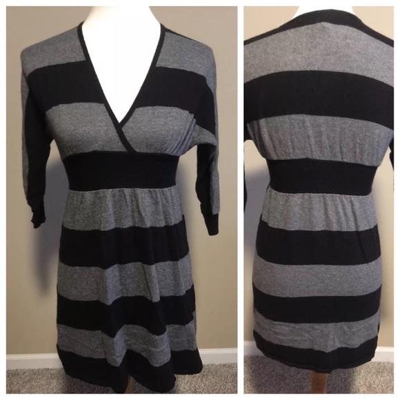 Express Dresses & Skirts - Express Womens Sweater Dress XS Black Gray Stripe
