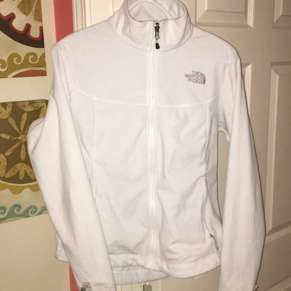 ALL WHITE NORTH FACE COAT