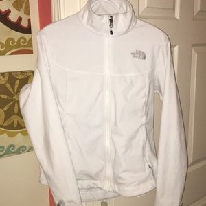 ALL WHITE NORTH FACE COAT