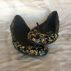 Black Ballet Flats