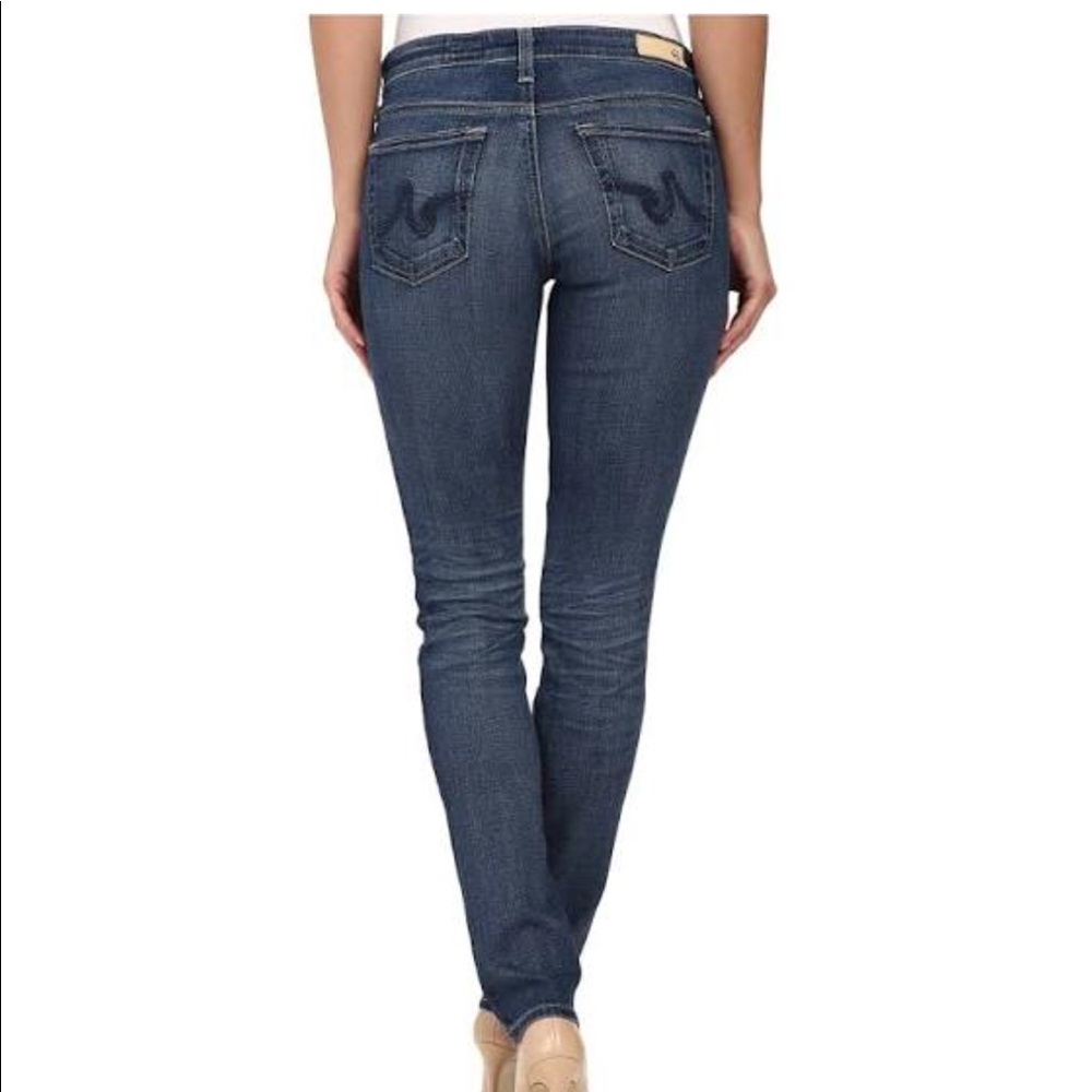 NWT A.G. The stilt cigarette leg size 28