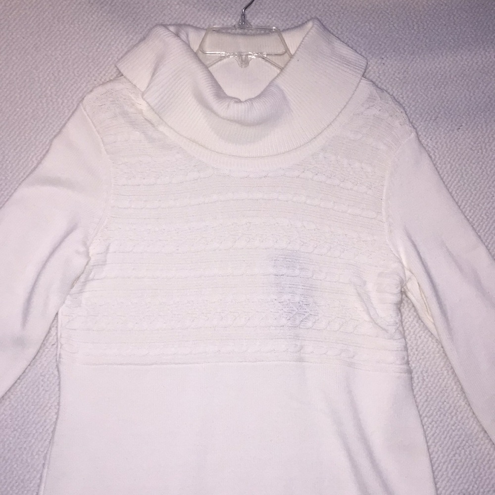 Women's sweater