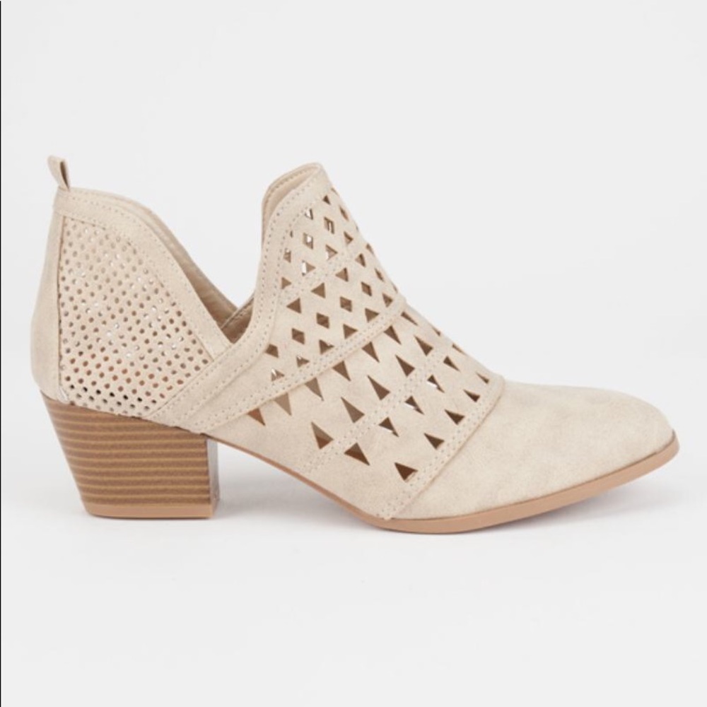 Stone Geometric Lasercut Booties