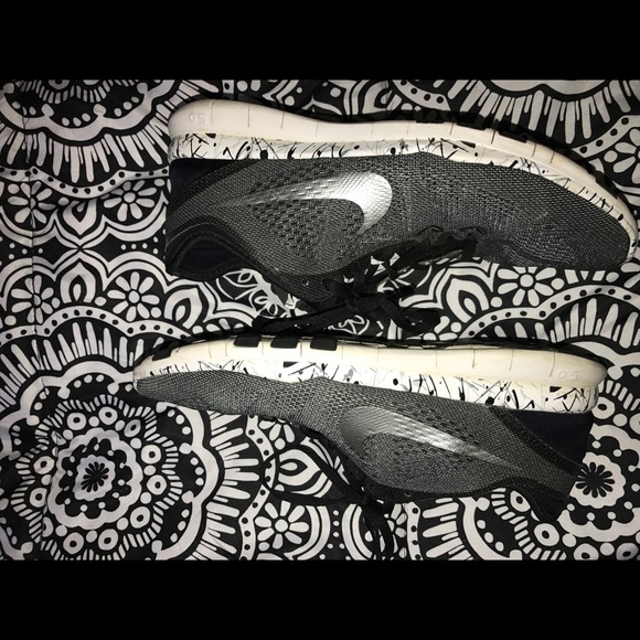 Nike free runs 5.0 - Picture 4 of 4