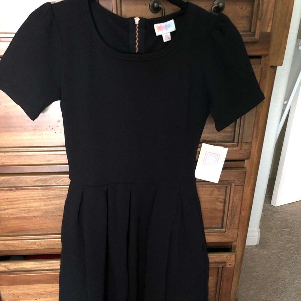 Lularoe Black Amelia