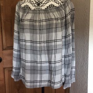 Cloth and stone flannel  top