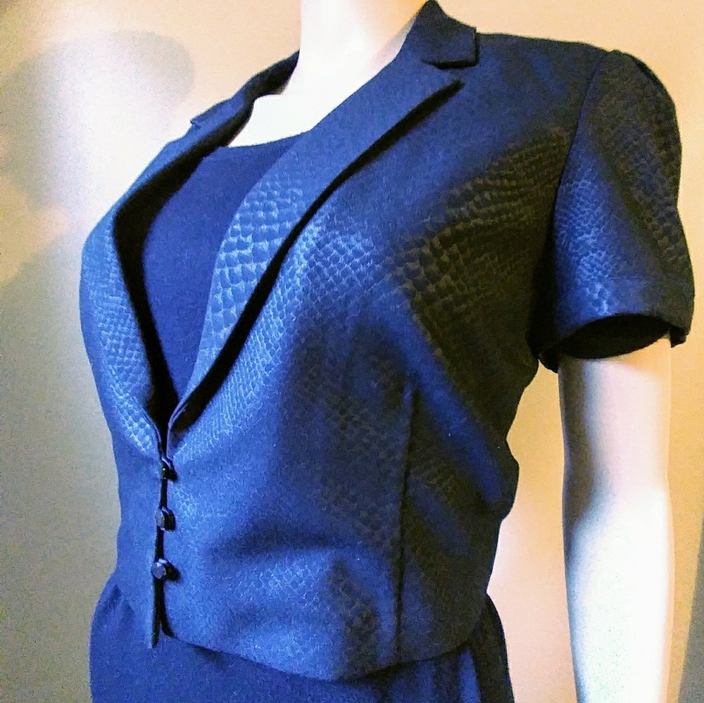 Express Design Studio Size 12