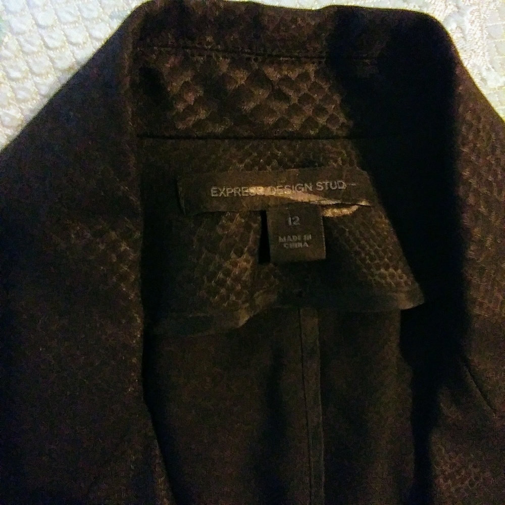 Express Design Studio Size 12 - Picture 2 of 4