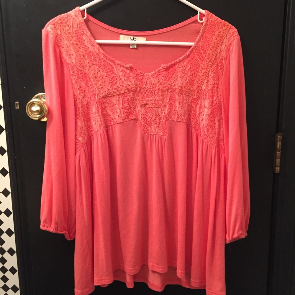 Women's coral Blouse top large